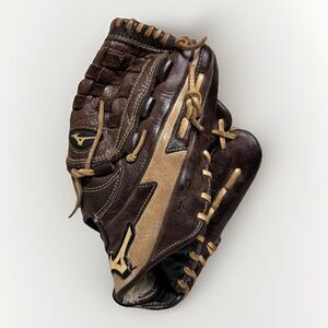 Mizuno Franchise 12" Baseball Glove: GFN1200B2 Right Hand Throw Leather Brown